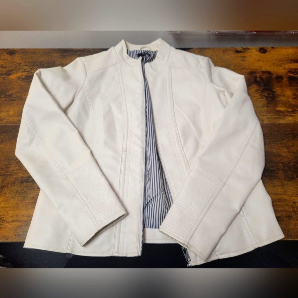 Womens faux leather jacket